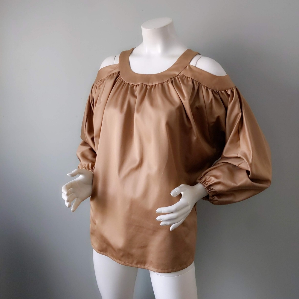 Vtg 🎉HP🎉Escada Archival Camel Cold Shoulder Cut Out Cotton Peasant Blouse 34 S - Picture 1 of 7